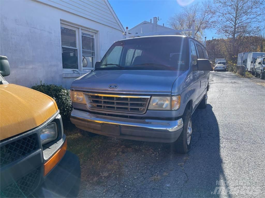 Ford E-250 Krovininiai furgonai
