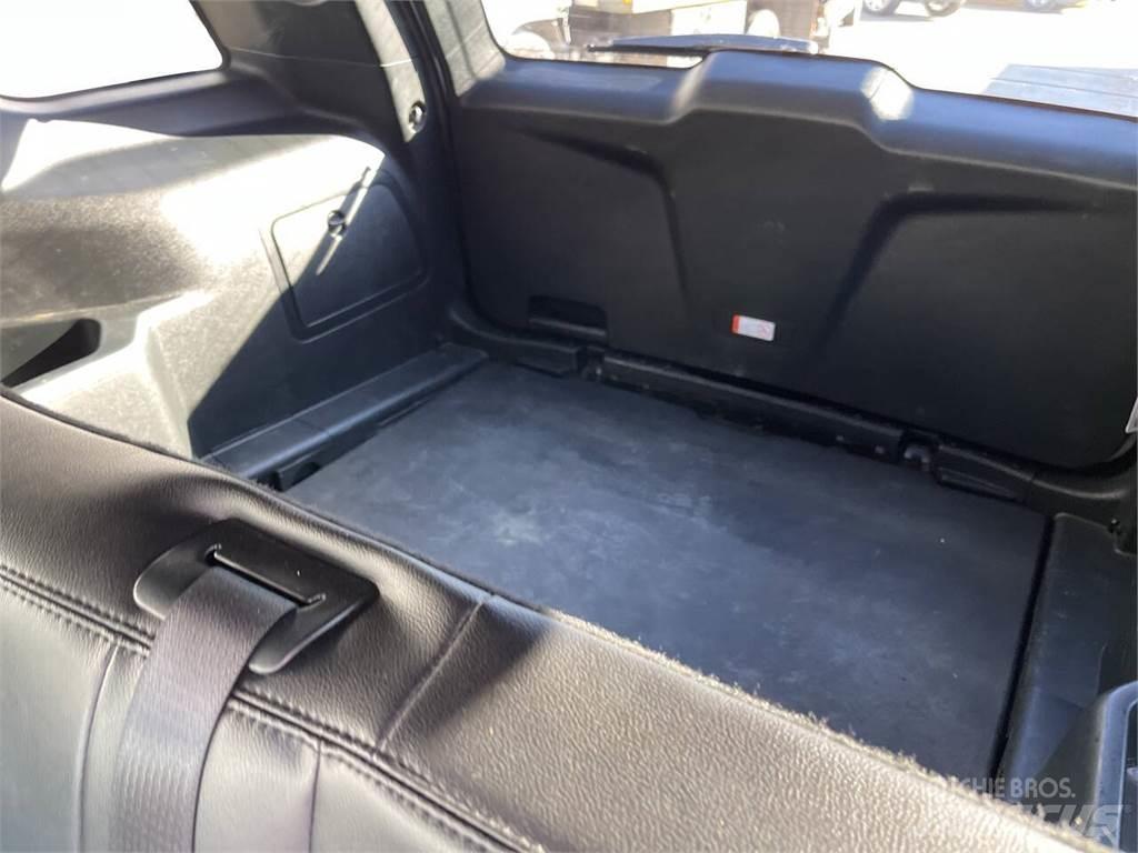 Ford Explorer Lengvieji automobiliai