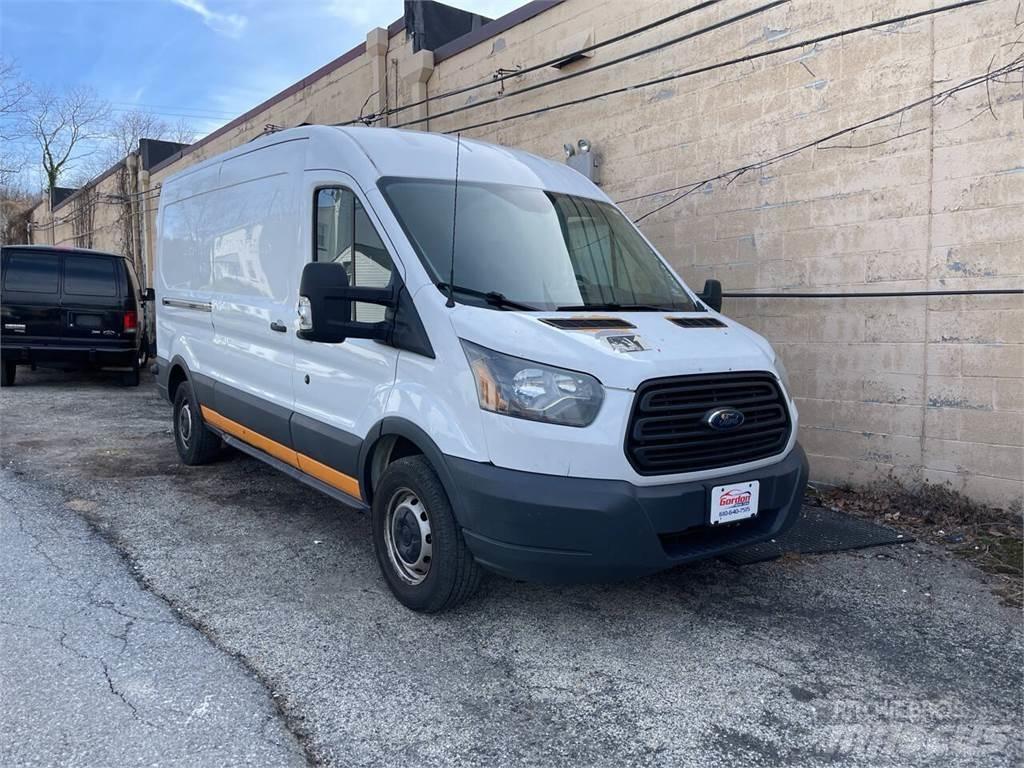 Ford Transit Krovininiai furgonai