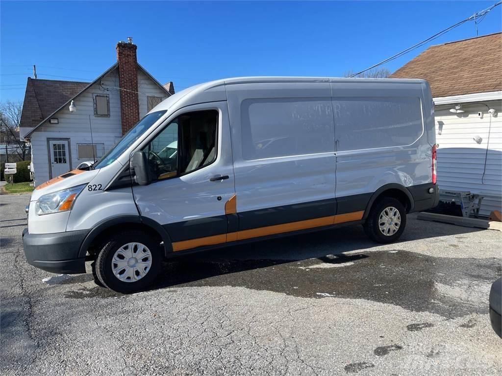 Ford Transit Krovininiai furgonai