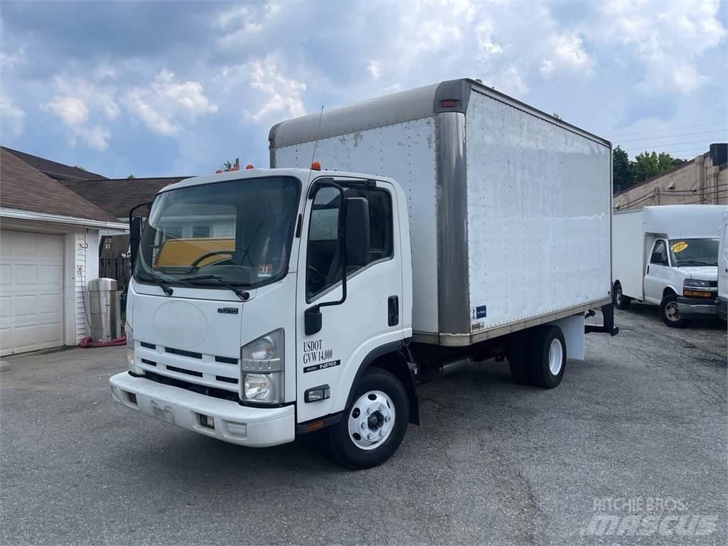 Isuzu NPR Sunkvežimiai su dengtu kėbulu