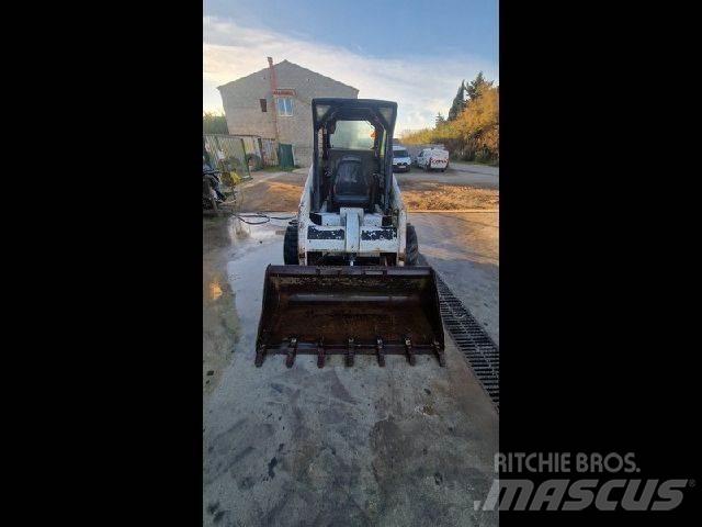 Bobcat S130 Krovimas/Kėlimas - Kita