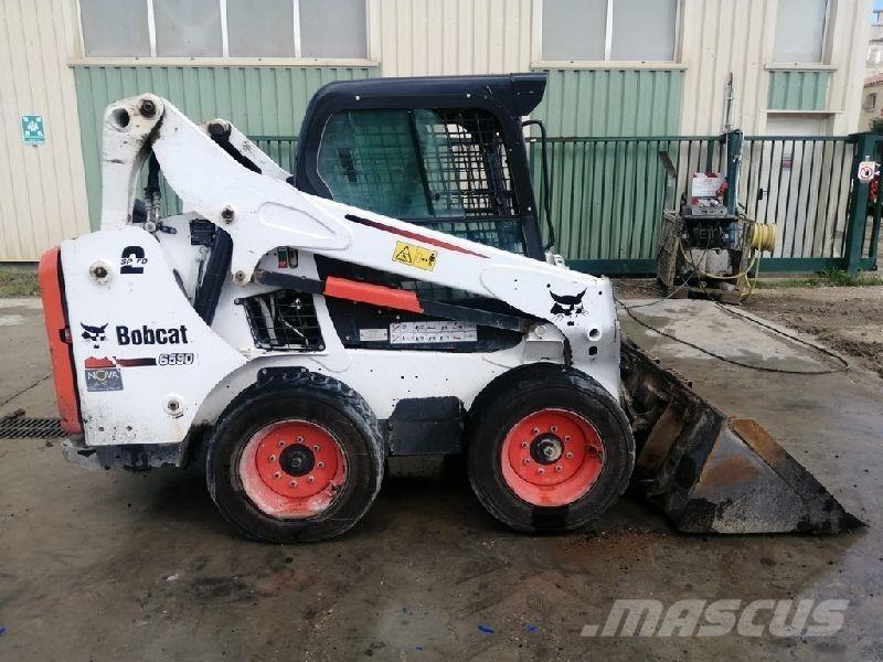 Bobcat S590 Naudoti ratiniai krautuvai