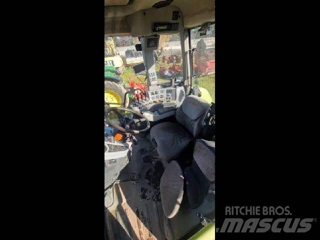 CLAAS AXION 840 Traktoriai