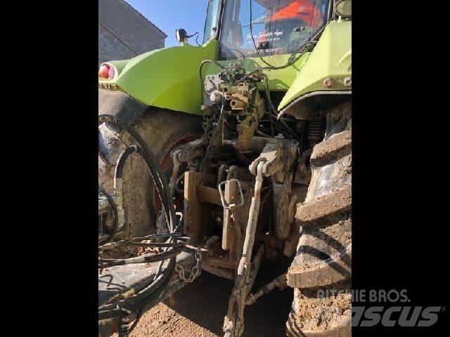 CLAAS AXION 850 Traktoriai