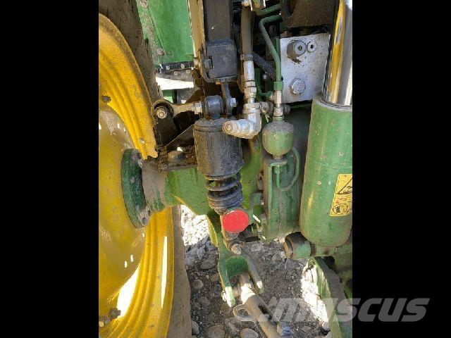 John Deere 5090R Traktoriai