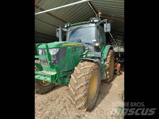 John Deere 6110R Traktoriai
