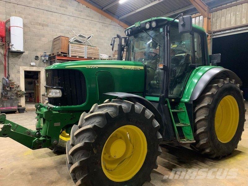 John Deere 6920 S Traktoriai