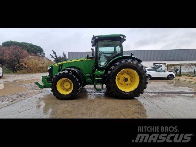 John Deere 8310R Traktoriai