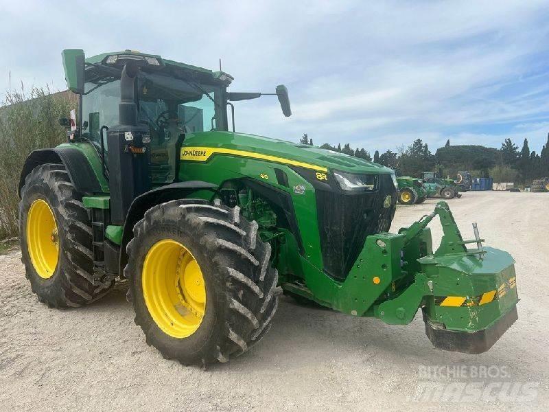 John Deere 8R410 Traktoriai