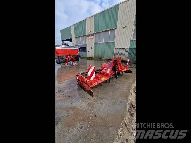 Kuhn HR3004 Akėčios