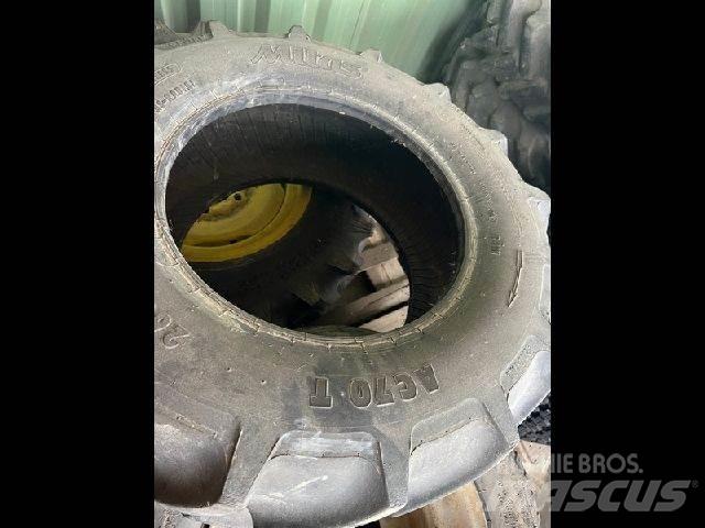 Mitas 260/70R16 Žemės ūkis - Kita