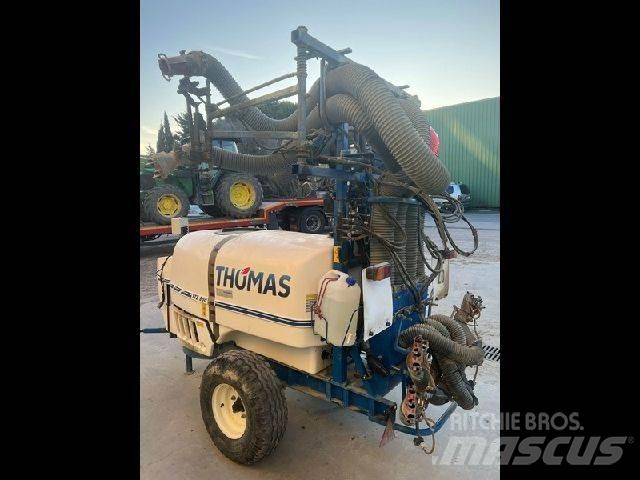 Thomas TTZ 800 Prikabinami purkštuvai