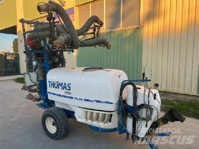Thomas TTZ 800 Prikabinami purkštuvai