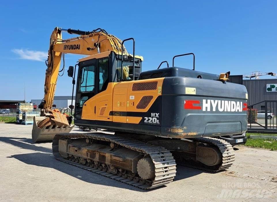 Hyundai HX220L Vikšriniai ekskavatoriai