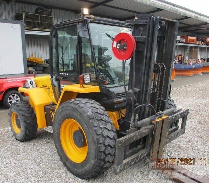 JCB 940-4 Visureigiai krautuvai