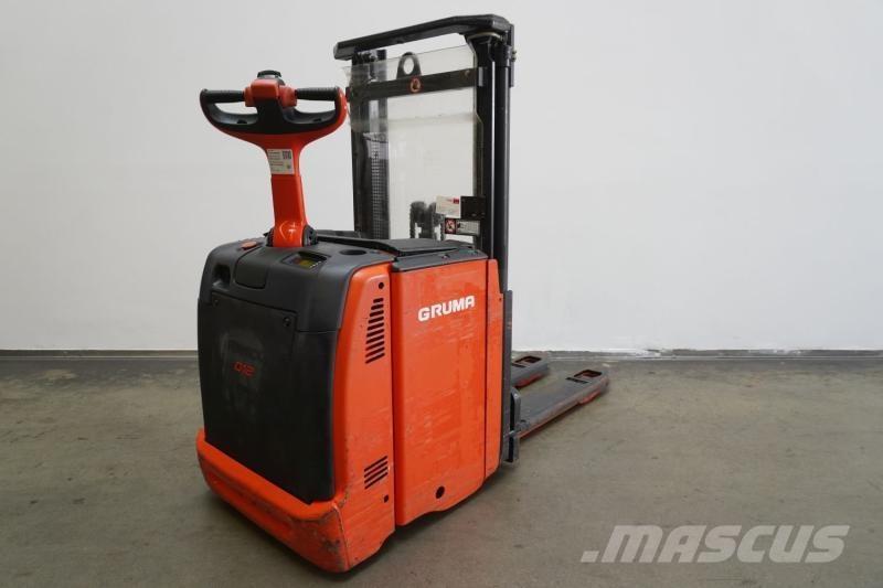 Linde D 12 133 Savaeigiai rietuvai