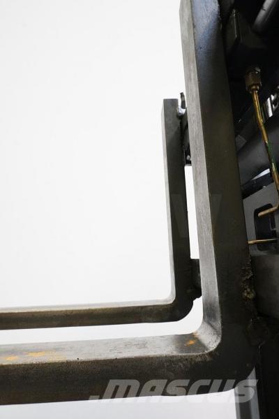 Linde E 10 334 Šakiniai krautuvai - Kita