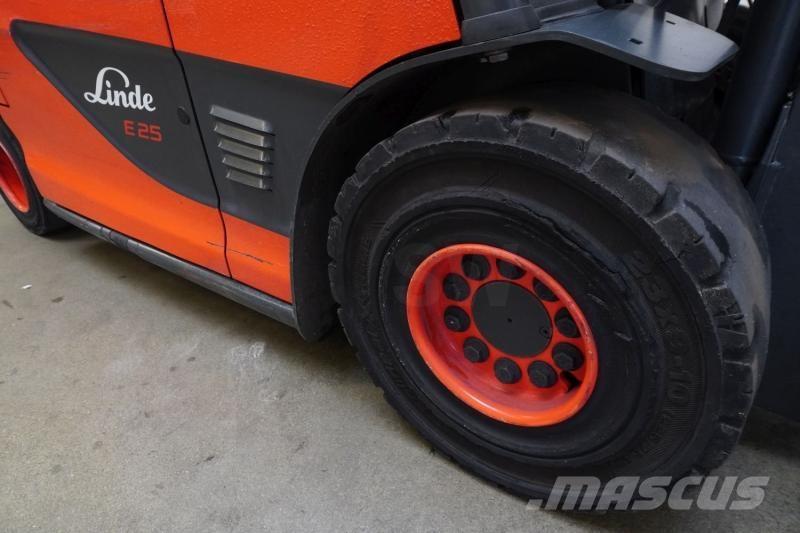 Linde E 25 387 Elektriniai šakiniai krautuvai