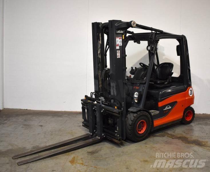 Linde E 30 387 Šakiniai krautuvai - Kita