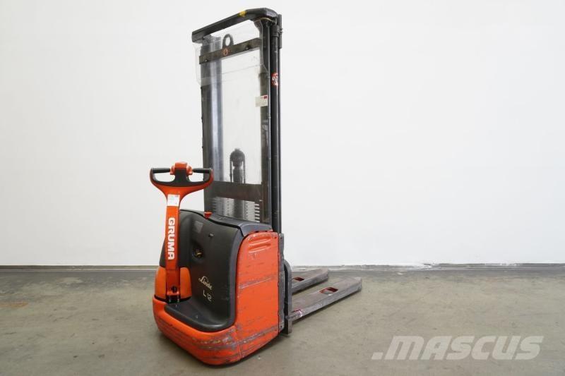 Linde L 12 379 Savaeigiai rietuvai