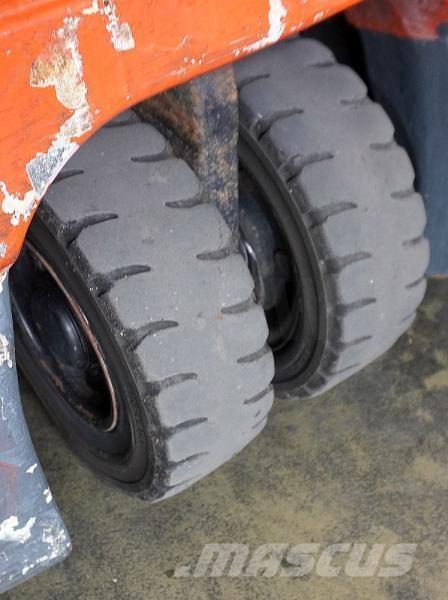 Toyota 7FBEF16 Šakiniai krautuvai - Kita