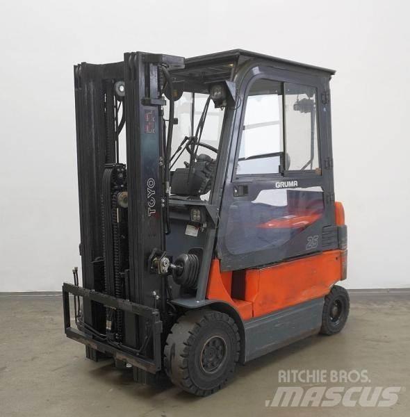 Toyota 7FBMF25 Šakiniai krautuvai - Kita