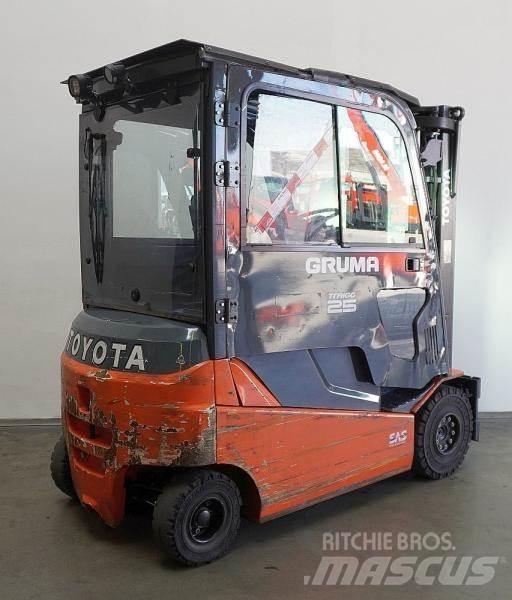 Toyota 8FBMT25 Šakiniai krautuvai - Kita