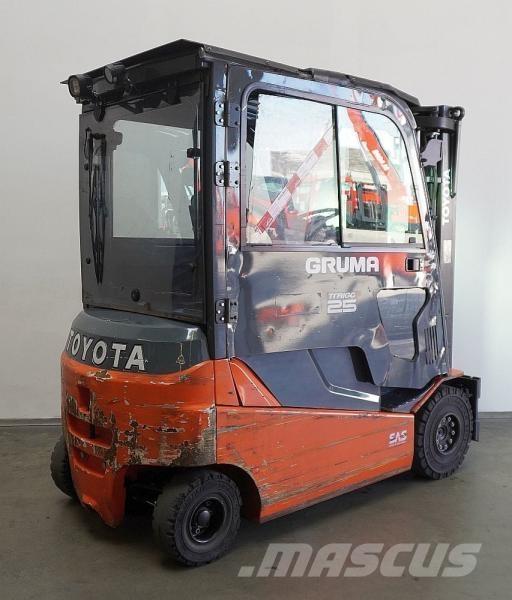 Toyota 8FBMT25 Elektriniai šakiniai krautuvai