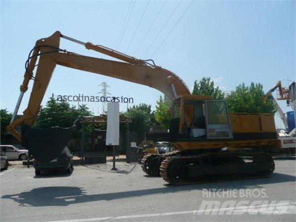 CAT 235 Vikšriniai ekskavatoriai