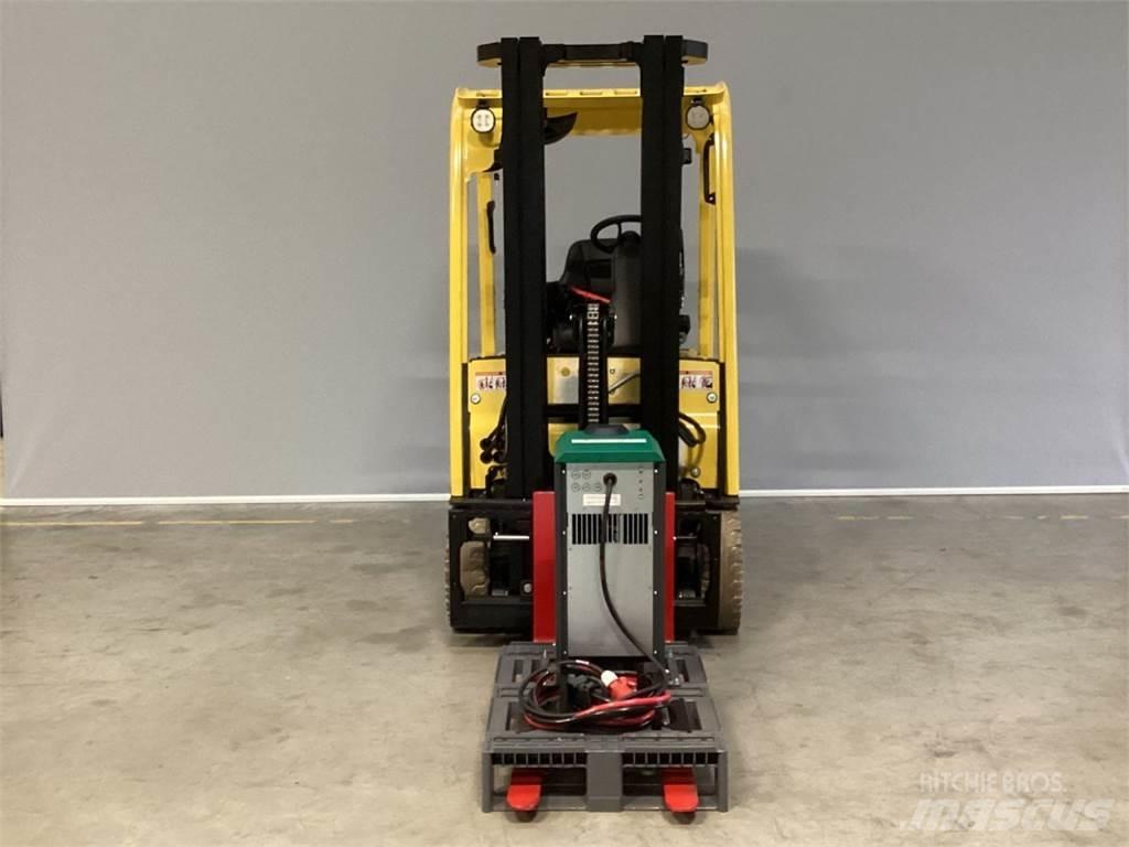 Hyster J1.5XNT Elektriniai šakiniai krautuvai