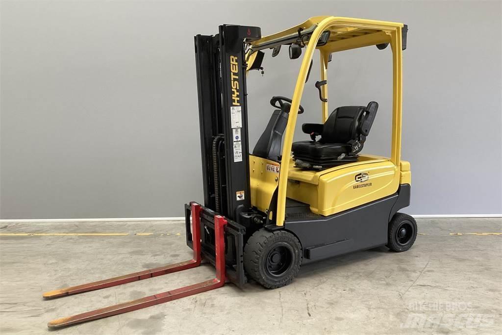 Hyster J1.8XN Elektriniai šakiniai krautuvai