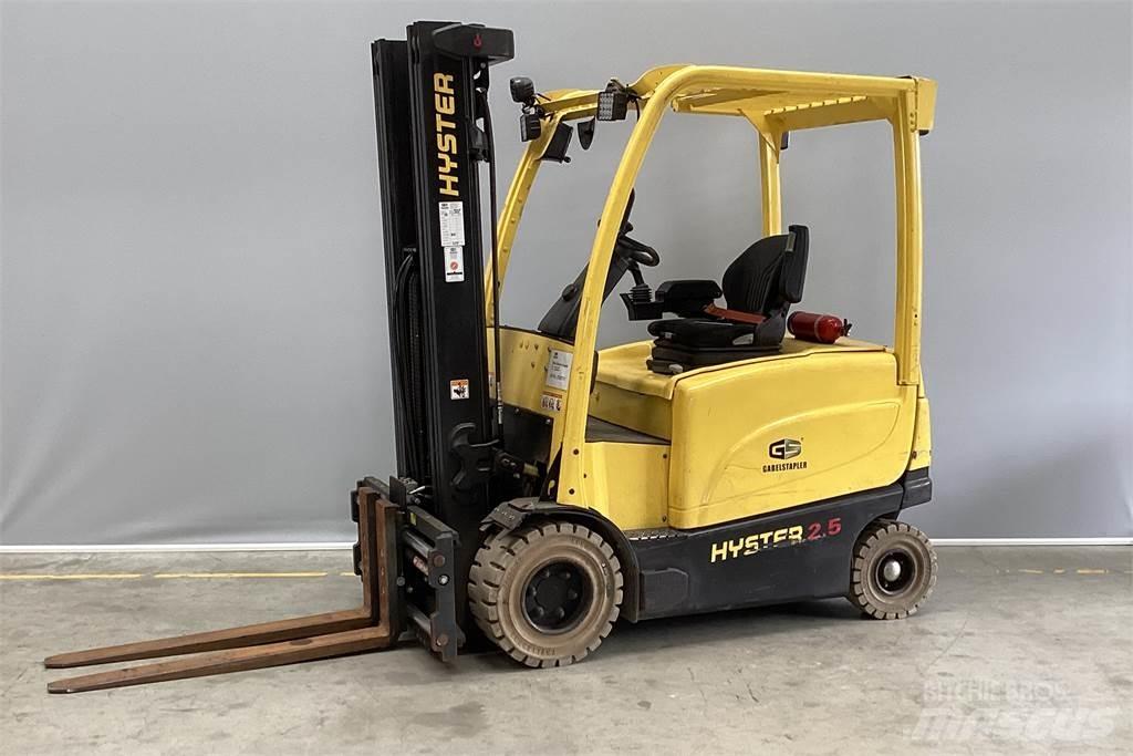 Hyster J2.5XN Elektriniai šakiniai krautuvai