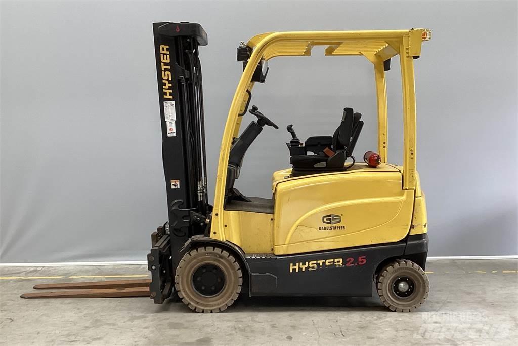 Hyster J2.5XN Elektriniai šakiniai krautuvai