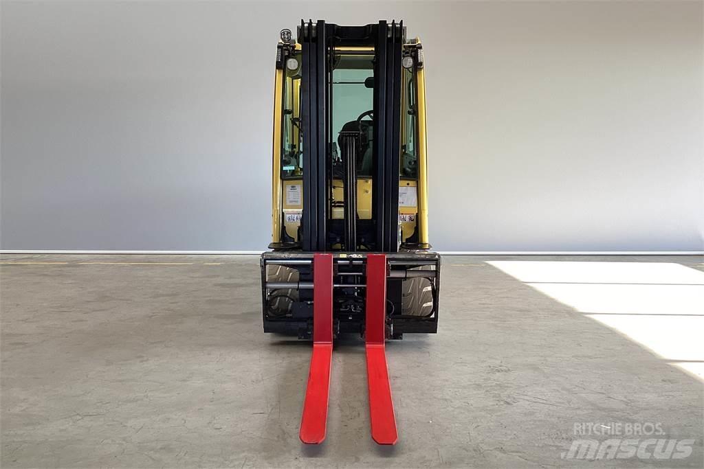 Hyster J3.50XN Elektriniai šakiniai krautuvai
