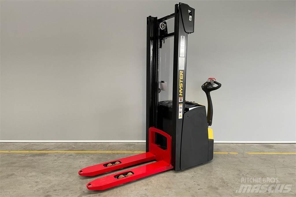 Hyster S1.6 Rankiniai vėžimėliai