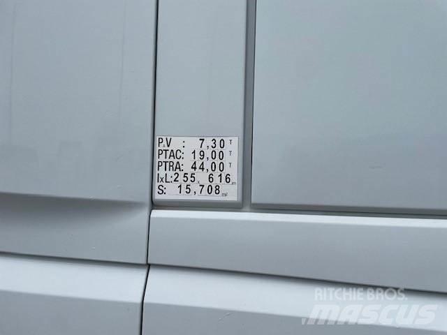DAF XF 460 Naudoti vilkikai