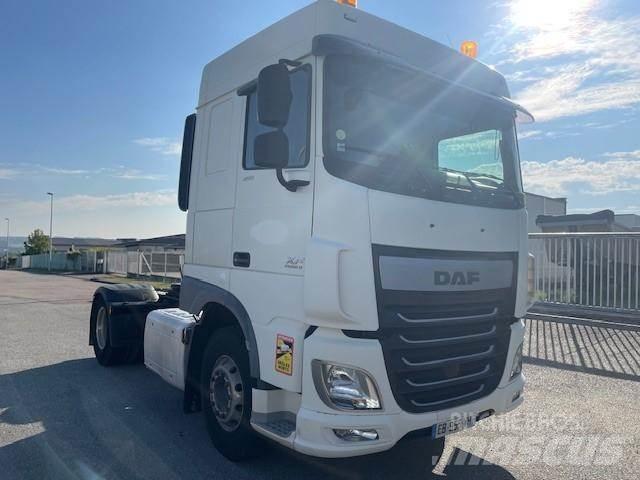 DAF XF105 Naudoti vilkikai