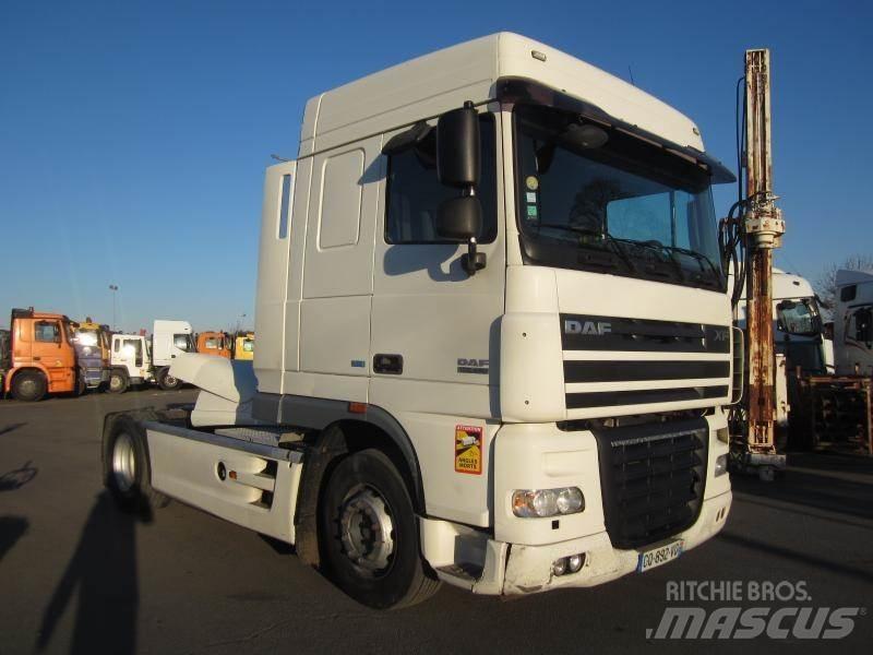 DAF XF105 460 Naudoti vilkikai