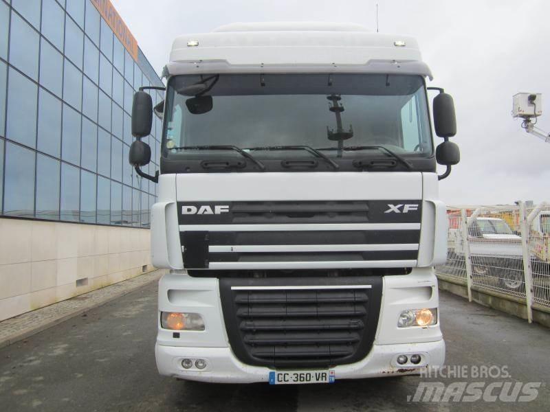 DAF XF105 460 Naudoti vilkikai