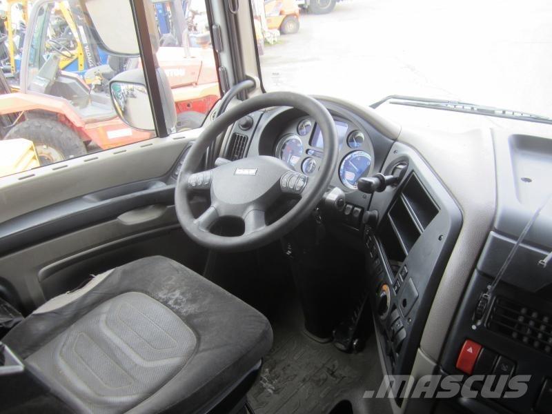 DAF XF105 460 Naudoti vilkikai