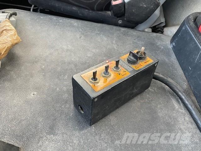 Iveco 330.36 Savivarčiai su kabeliniu keltuvu