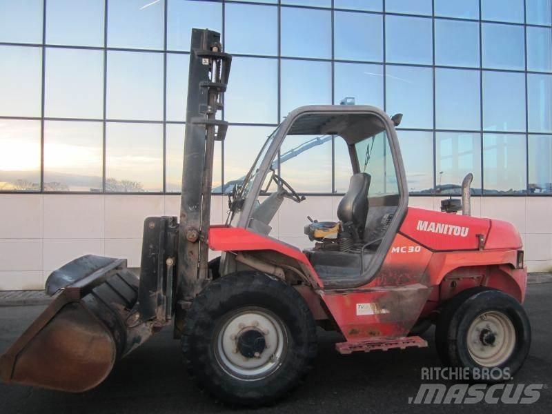 Manitou MC30 Šakiniai krautuvai - Kita