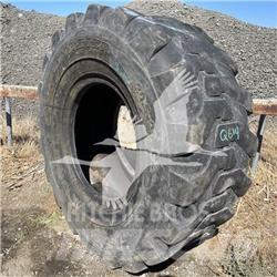  CAMSO 20.5X25 Padangos, ratai ir ratlankiai