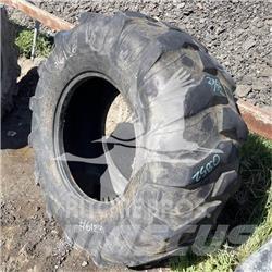 Titan 19.5L24 Padangos, ratai ir ratlankiai