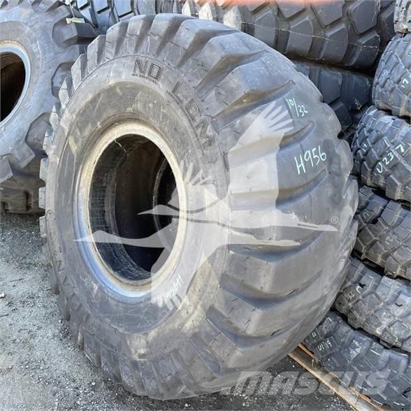 Titan 26.5x25 Padangos, ratai ir ratlankiai