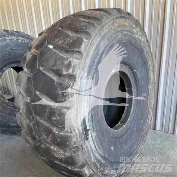 Titan 29.5R25 Padangos, ratai ir ratlankiai