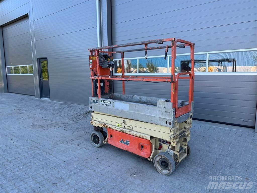 JLG 1930es Kiti keltuvai ir platformos