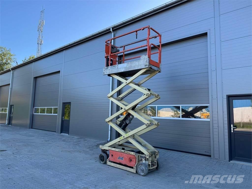 JLG 1930es Kiti keltuvai ir platformos