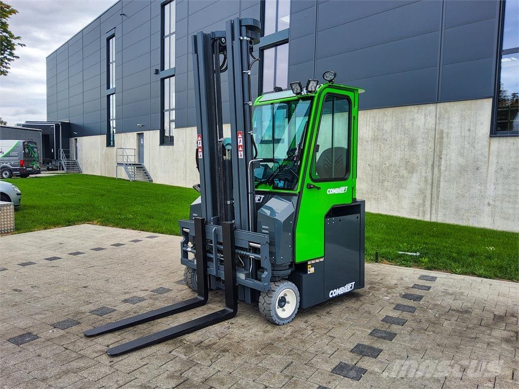 Combilift CBE 3000 Šakiniai krautuvai su privažiavimu iš visų keturių pusių